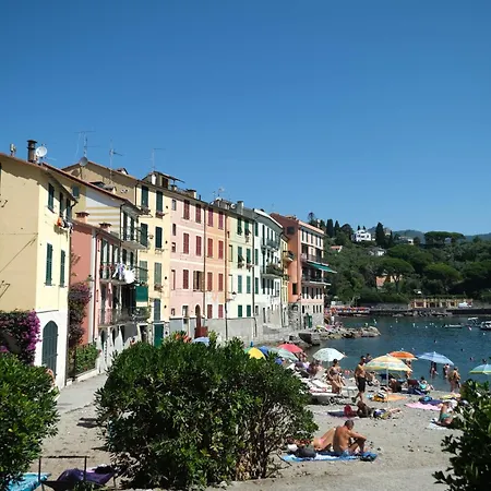 A Pochi Passi Dal Mare Di San Michele By Portofinovacanze Apartament *